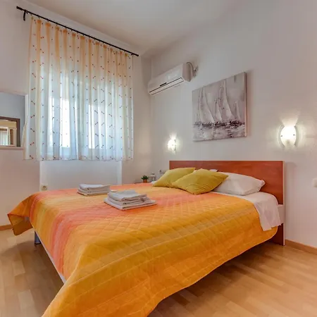 Apartament Daniela *