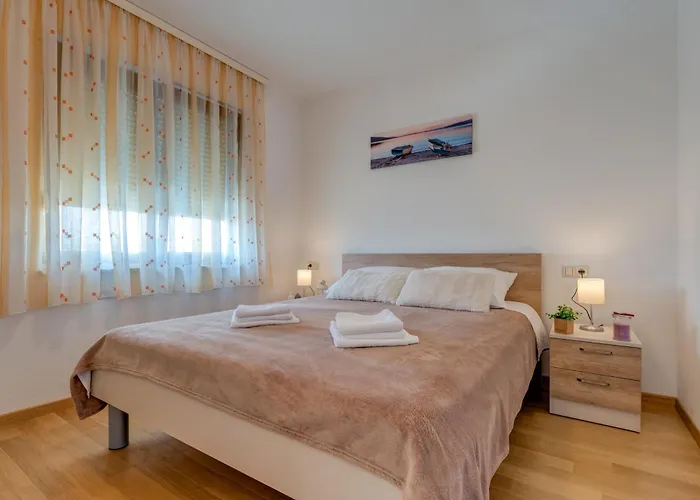 Daniela * تروغير