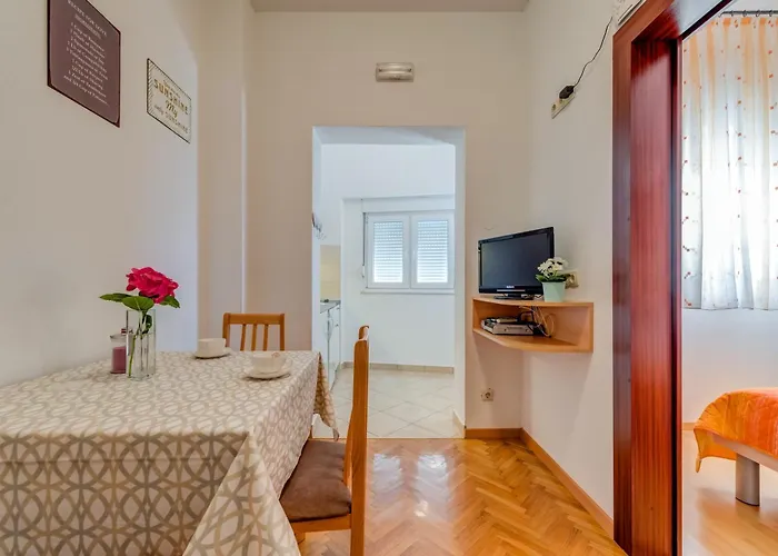 Daniela Трогір