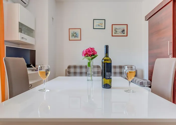 다니엘라 트로기르